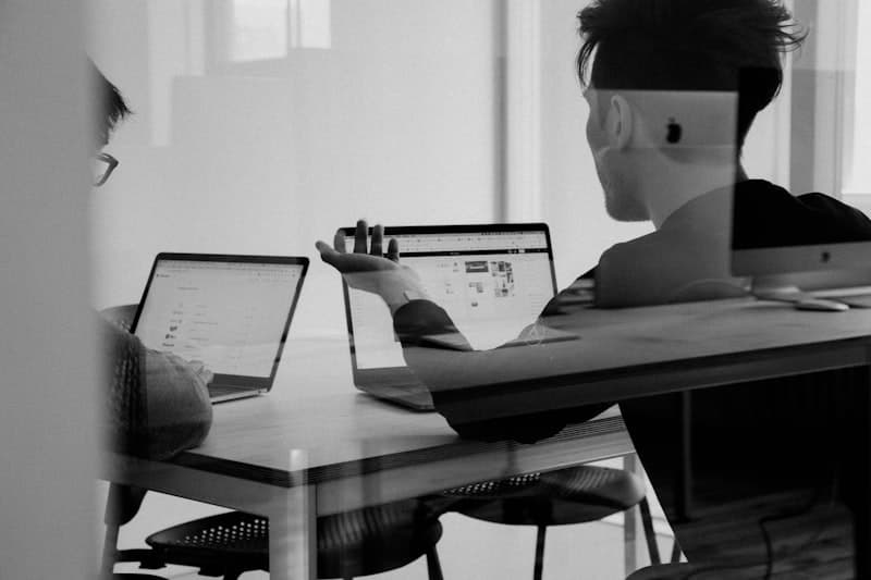 Equipo de atención al cliente de MANDI CORP